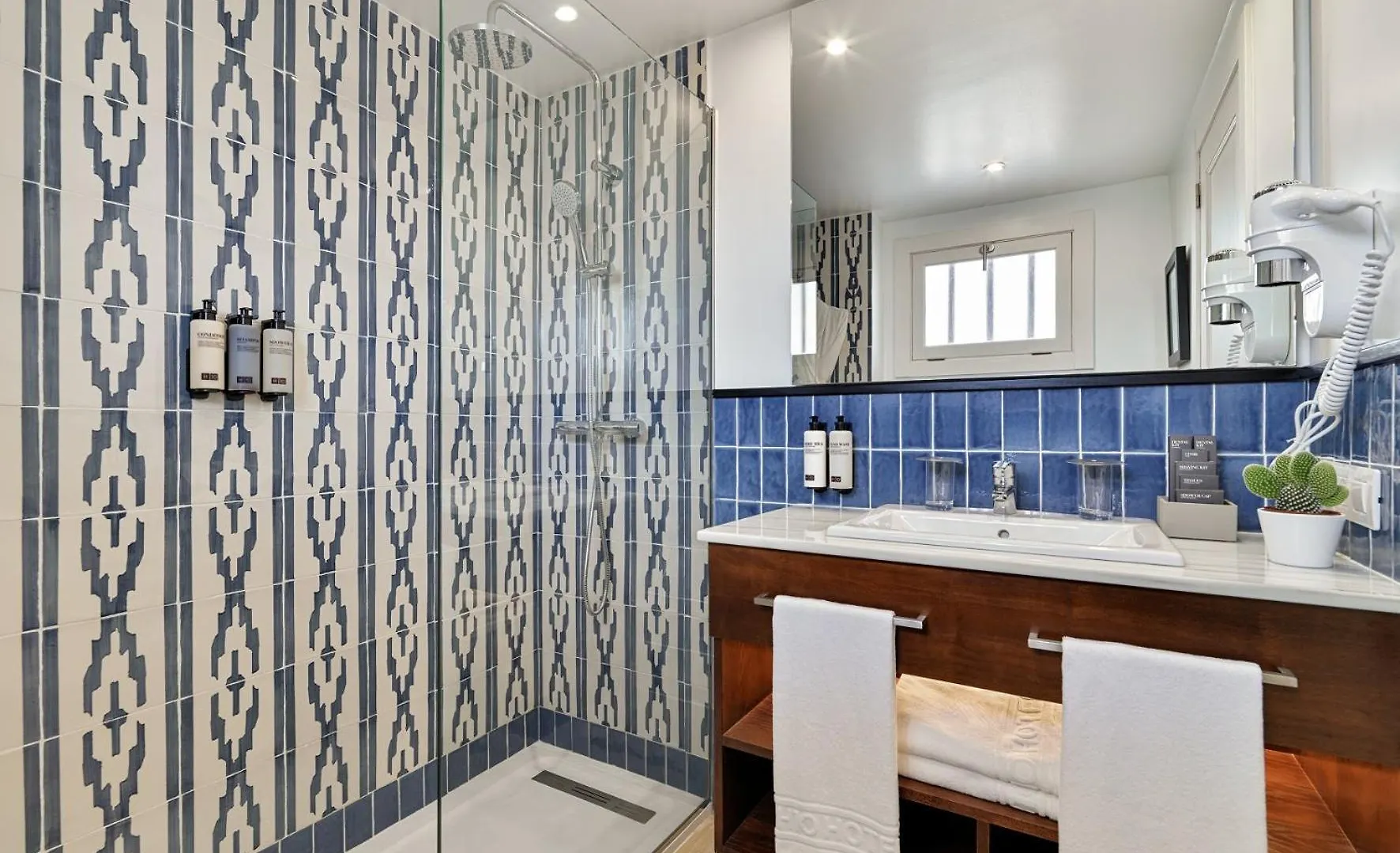 H10 Suites Lanzarote Gardens Costa Teguise 4*,