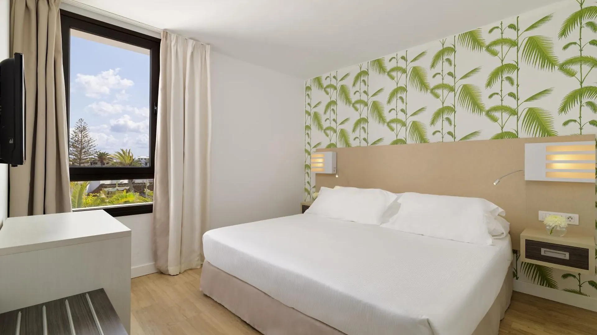 H10 Suites Lanzarote Gardens Costa Teguise Resort