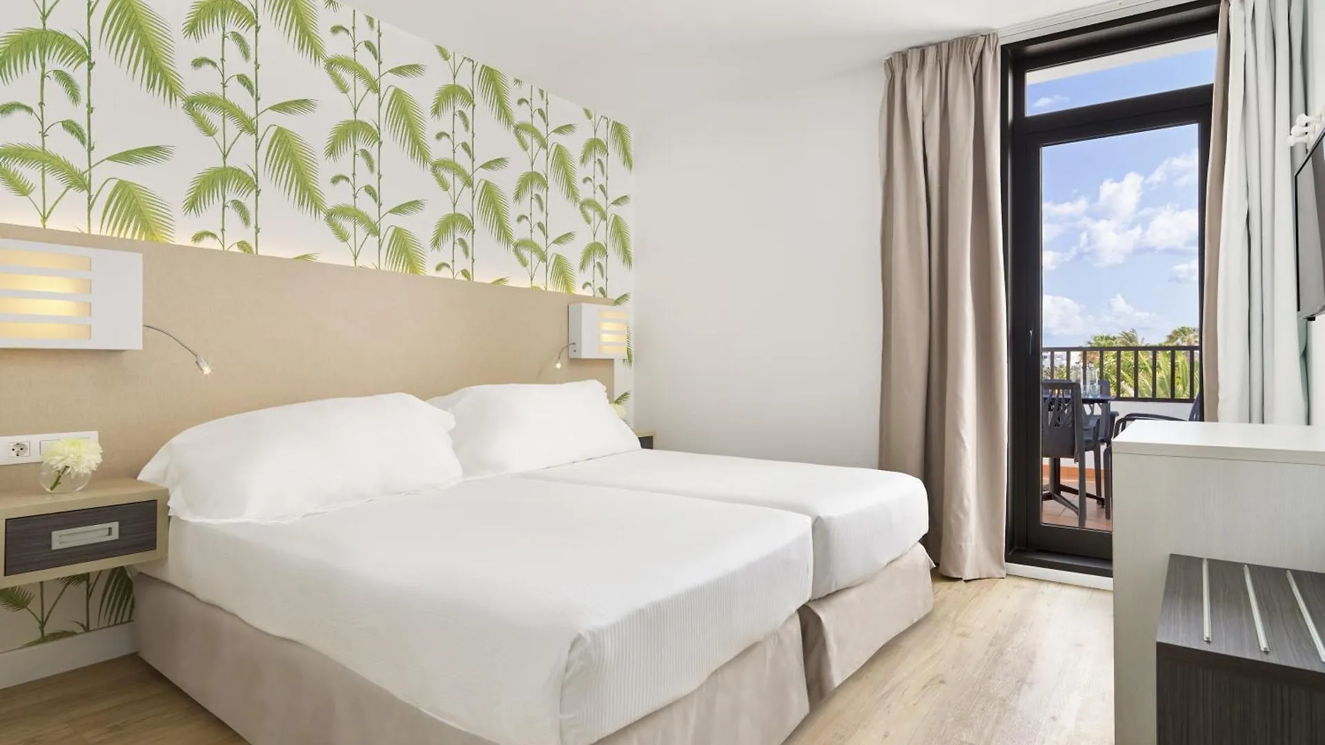 H10 Suites Lanzarote Gardens Costa Teguise Rezort